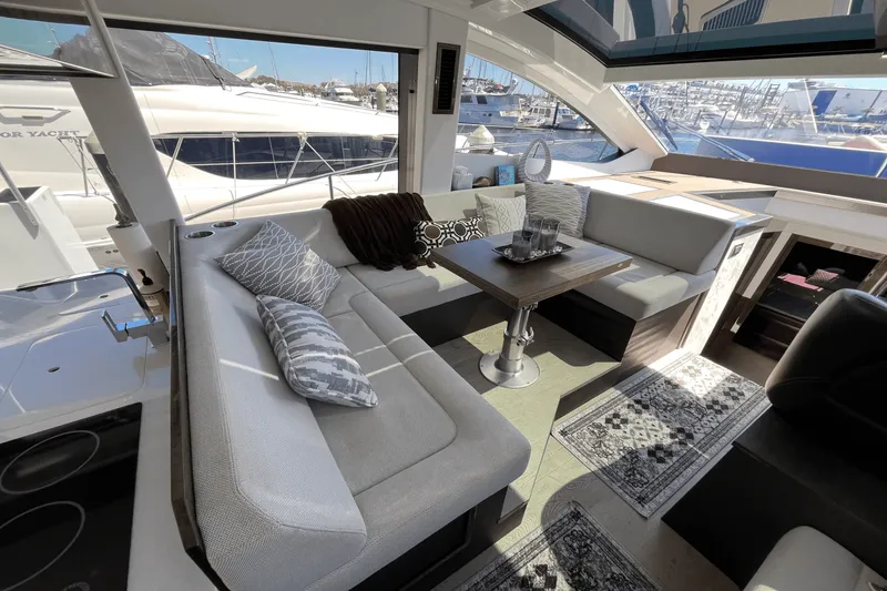 Slide: The Image of Galeon 470 Sky 2022 - 15
