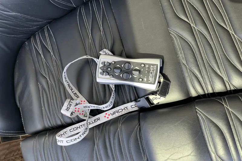 Slide: The Image of Galeon 470 Sky 2022 - 23