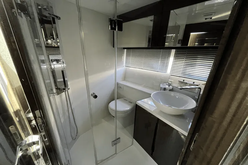 Slide: The Image of Galeon 470 Sky 2022 - 41