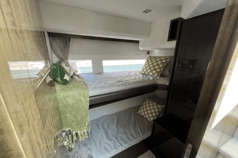 Slide: The Image of Galeon 470 Sky 2022 - 43