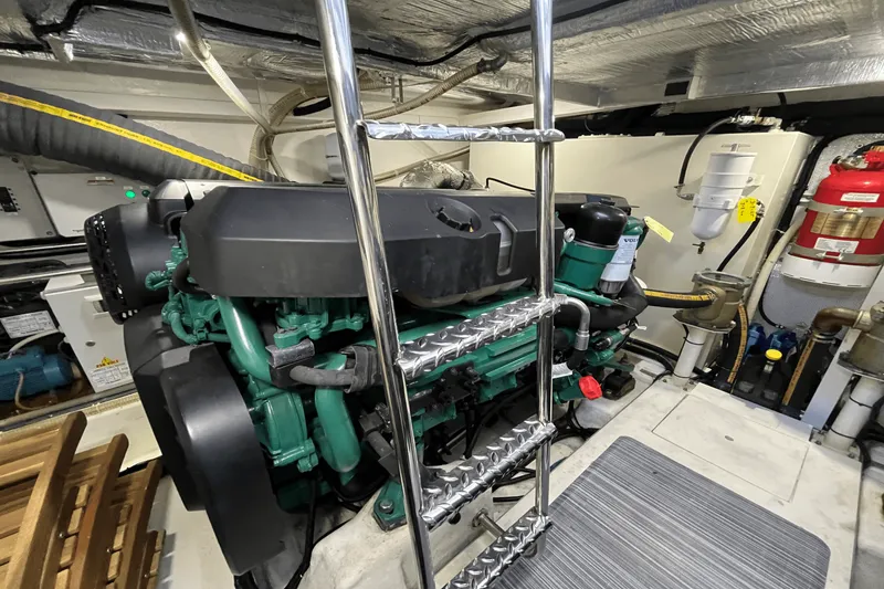 Slide: The Image of Galeon 470 Sky 2022 - 47