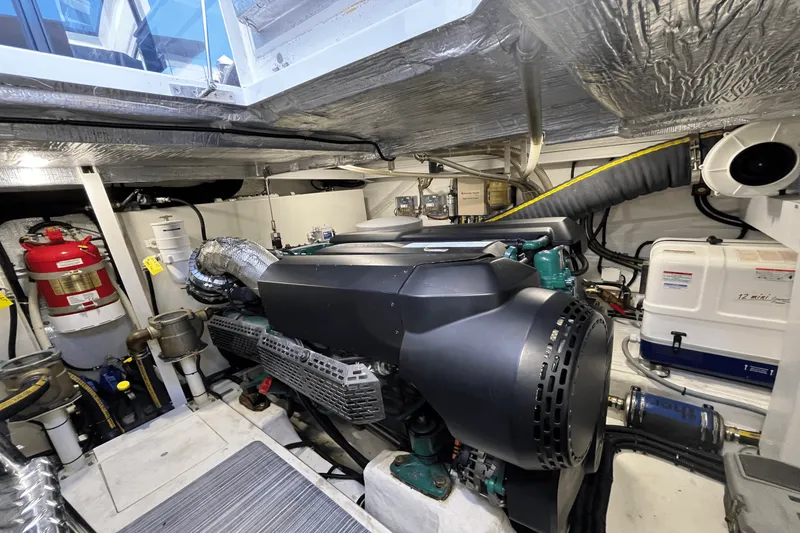 Slide: The Image of Galeon 470 Sky 2022 - 49