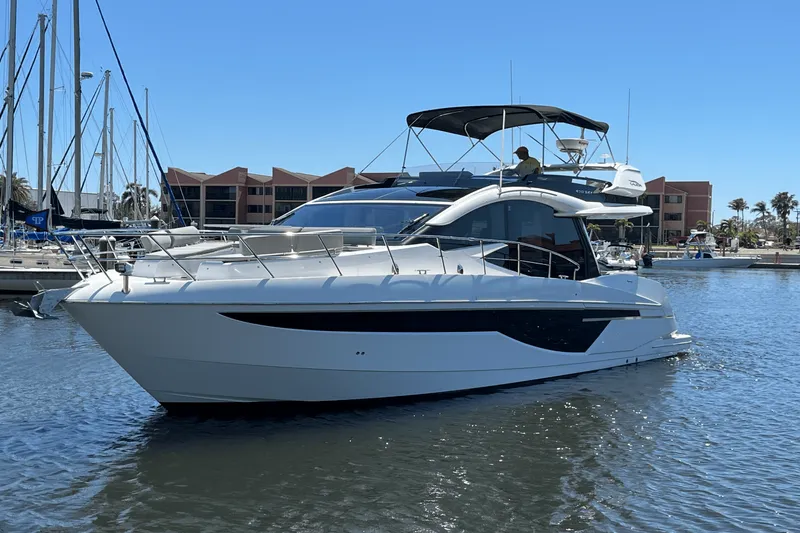 Slide: The Image of Galeon 470 Sky 2022 - 58