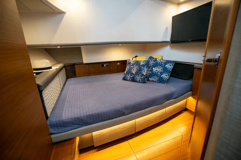 Slide: The Image of Tiara 38 LS 2018 - 19