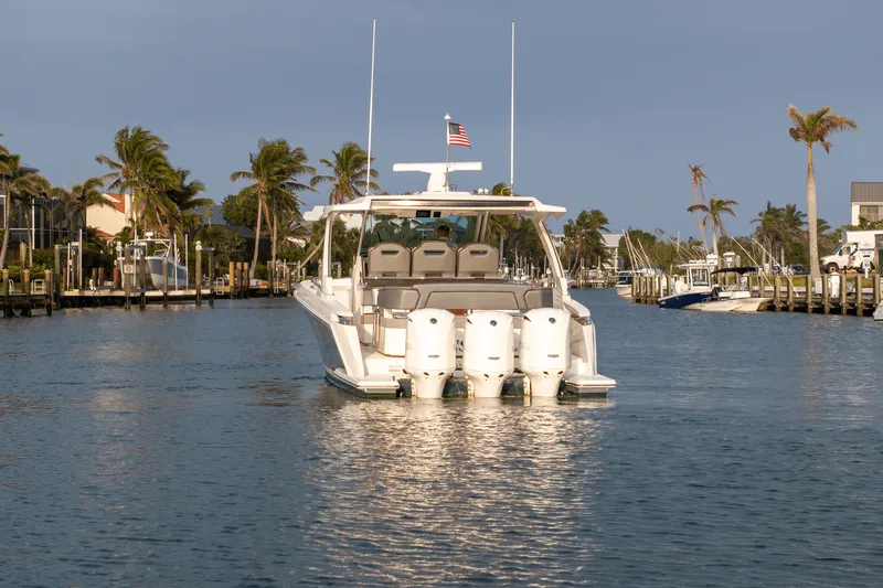 Slide: The Image of Tiara 38 LS 2018 - 49