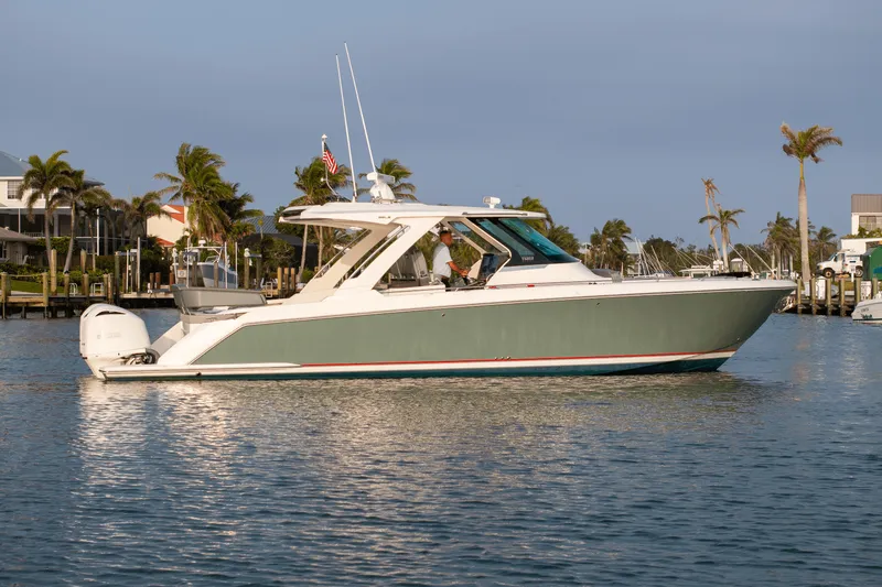 Slide: The Image of Tiara 38 LS 2018 - 56