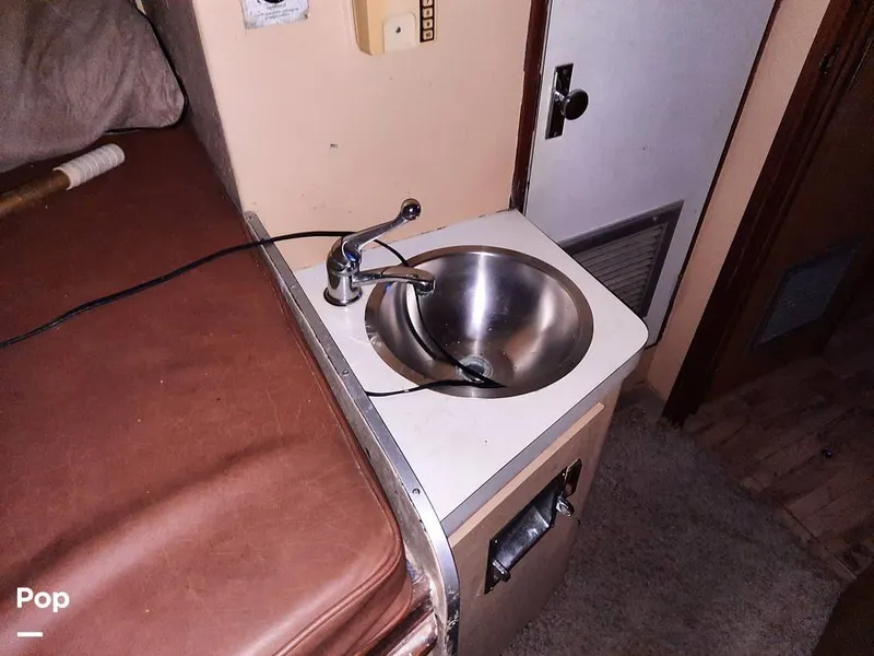 Slide: The Image of Bertram 42 1976 - 9700701