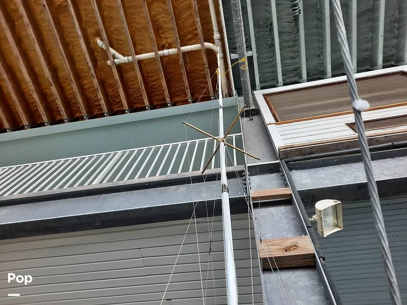 Slide: The Image of Bertram 42 1976 - 9700762