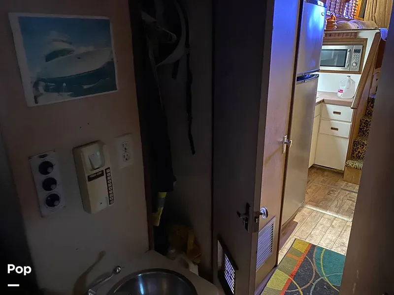 Slide: The Image of Bertram 42 1976 - 11289379