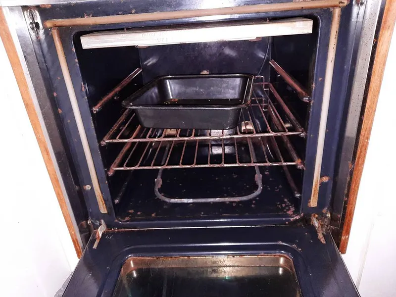 Slide: The Image of Bertram 42 1976 - 9700647