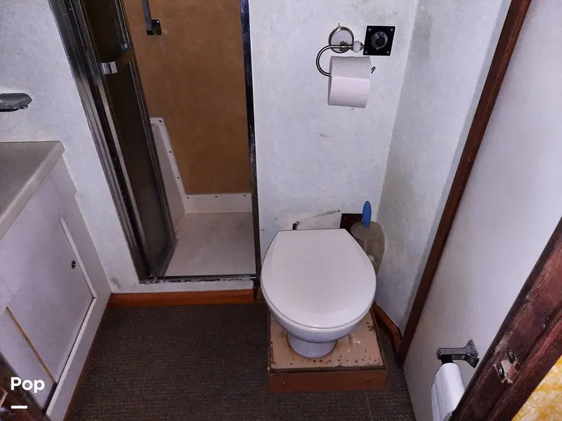 Slide: The Image of Bertram 42 1976 - 9700685