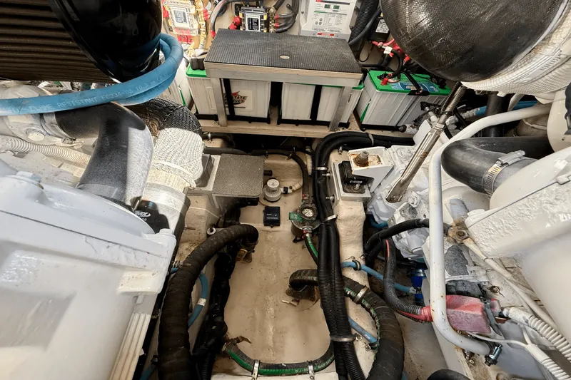 Slide: The Image of Sea Ray Sundancer 400 2017 - 21