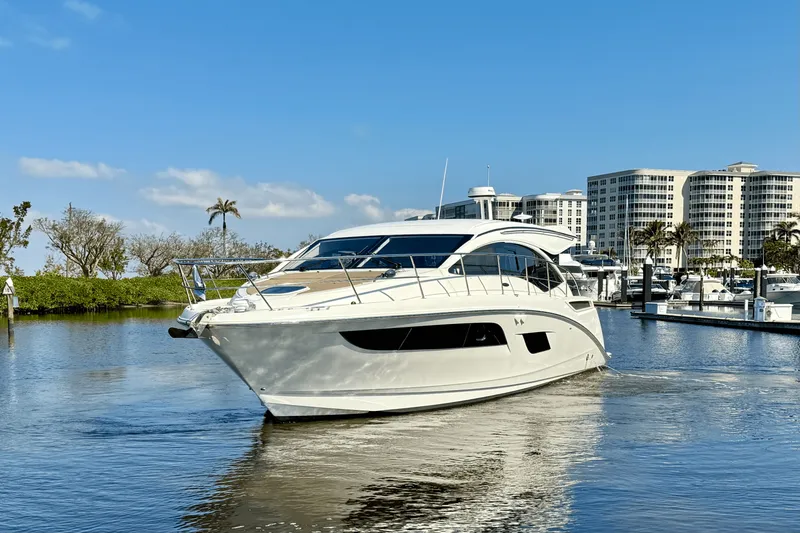 Slide: The Image of Sea Ray Sundancer 400 2017 - 3