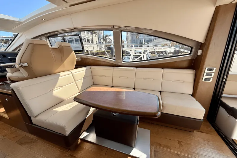 Slide: The Image of Sea Ray Sundancer 400 2017 - 32