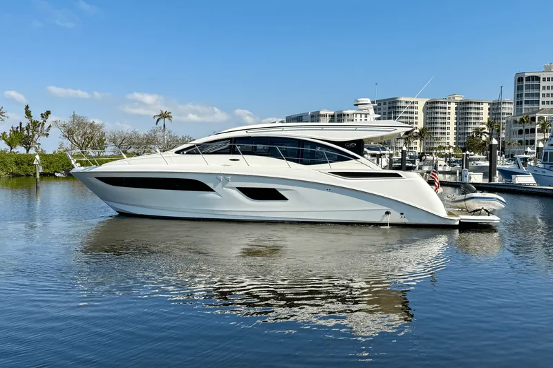 Slide: The Image of Sea Ray Sundancer 400 2017 - 4