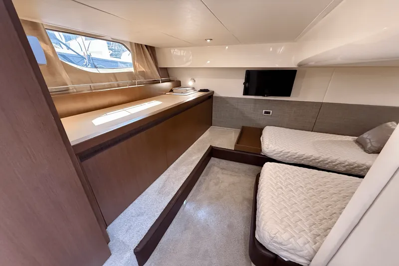 Slide: The Image of Sea Ray Sundancer 400 2017 - 46