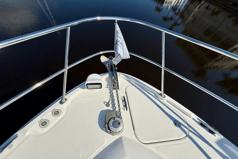 Slide: The Image of Sea Ray Sundancer 400 2017 - 56