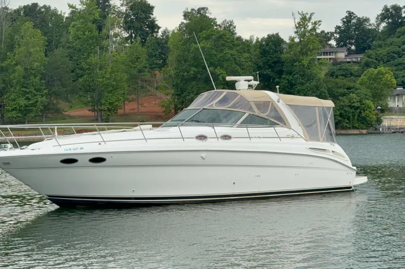 The Image of Sea Ray 380 Sundancer 2001 - 0