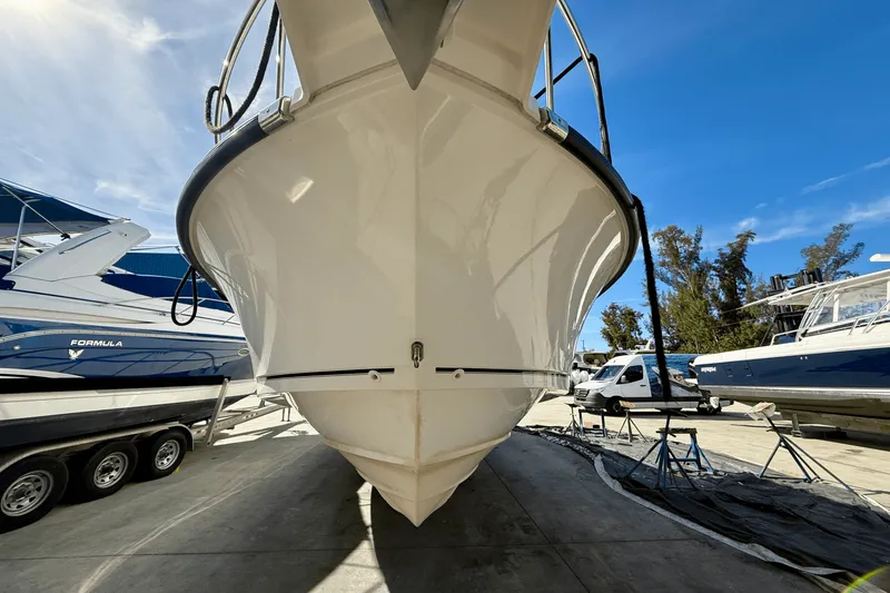 Slide: The Image of Boston Whaler 345 CONQUEST 2015 - 3