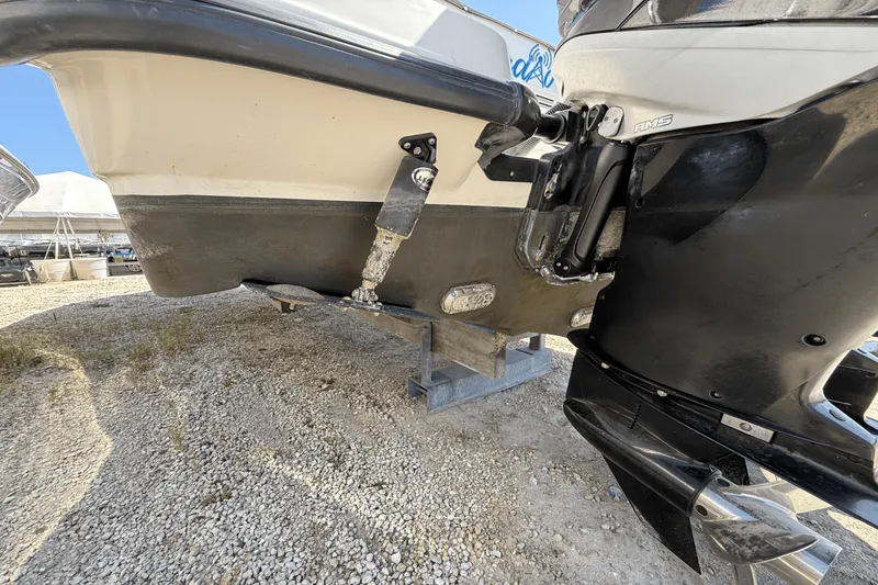 Slide: The Image of Boston Whaler 345 CONQUEST 2013 - 18