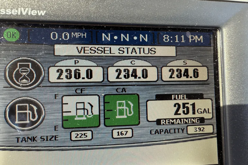 Slide: The Image of Boston Whaler 345 CONQUEST 2013 - 37