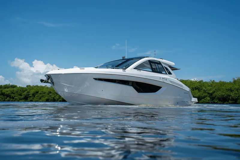 Slide: The Image of Cruisers 42 GLS Outboard 2025 - 2