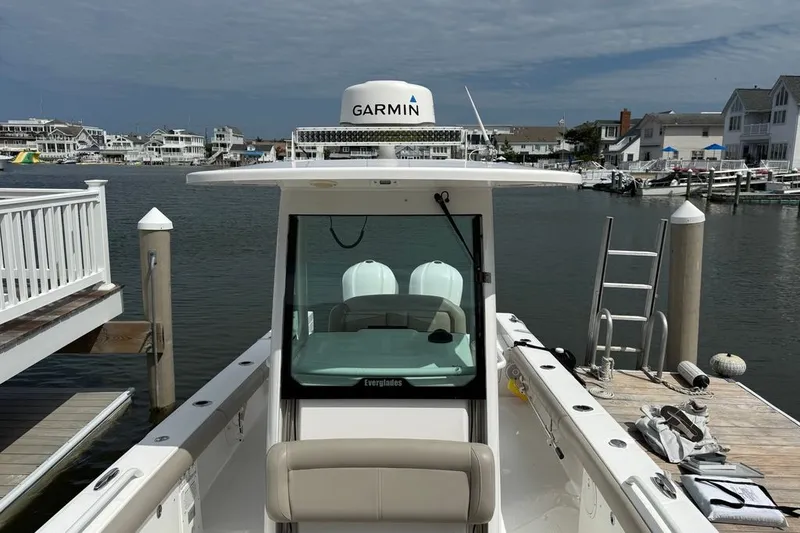Slide: The Image of Everglades 273 Center Console 2019 - 8