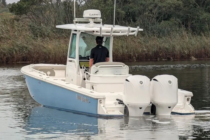 Slide: The Image of Everglades 273 Center Console 2019 - 25