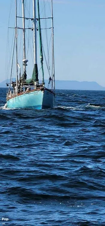 Slide: The Image of Blue Water 38 Ingrid 1977 - 10218265