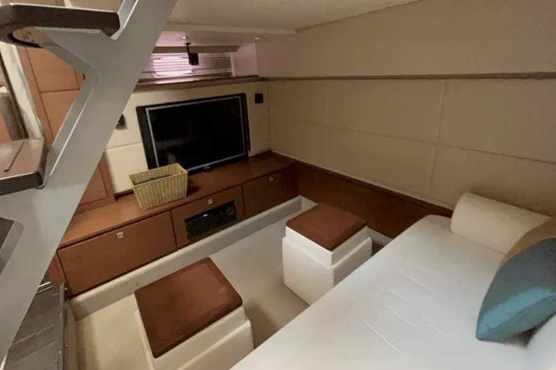 Slide: The Image of Sea Ray 450 SUNDANCER 2015 - 37