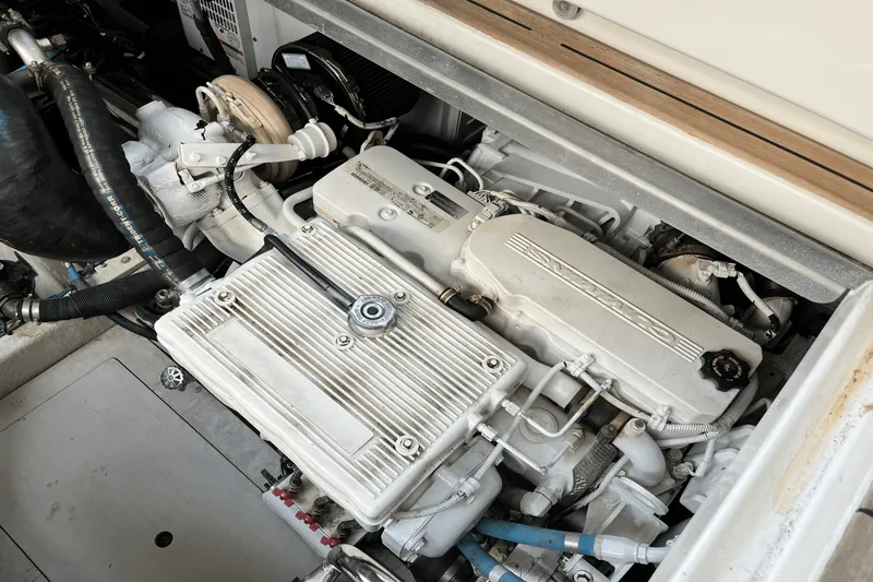 Slide: The Image of Sea Ray 450 SUNDANCER 2015 - 47