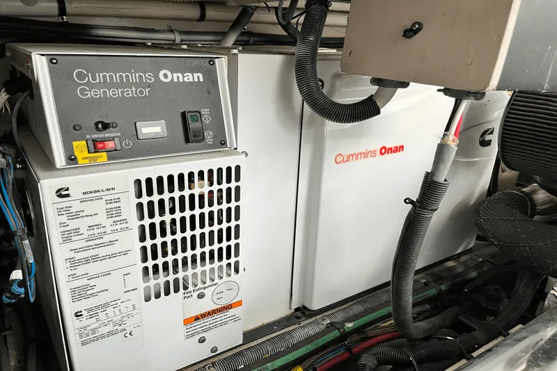 Slide: The Image of Sea Ray 450 SUNDANCER 2015 - 49