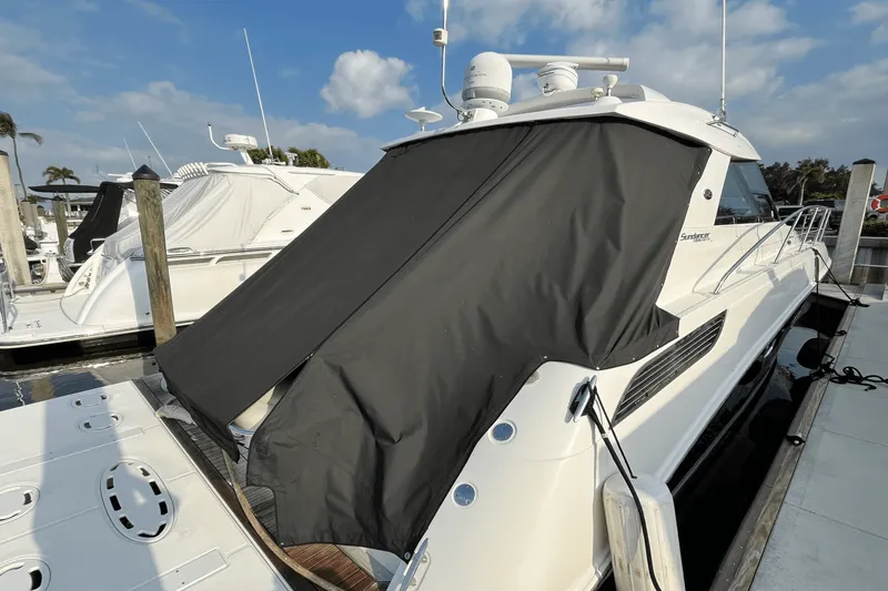Slide: The Image of Sea Ray 450 SUNDANCER 2015 - 59