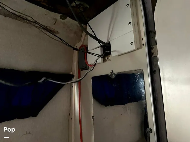 Slide: The Image of Grady-White Marlin 1990 - 9505254