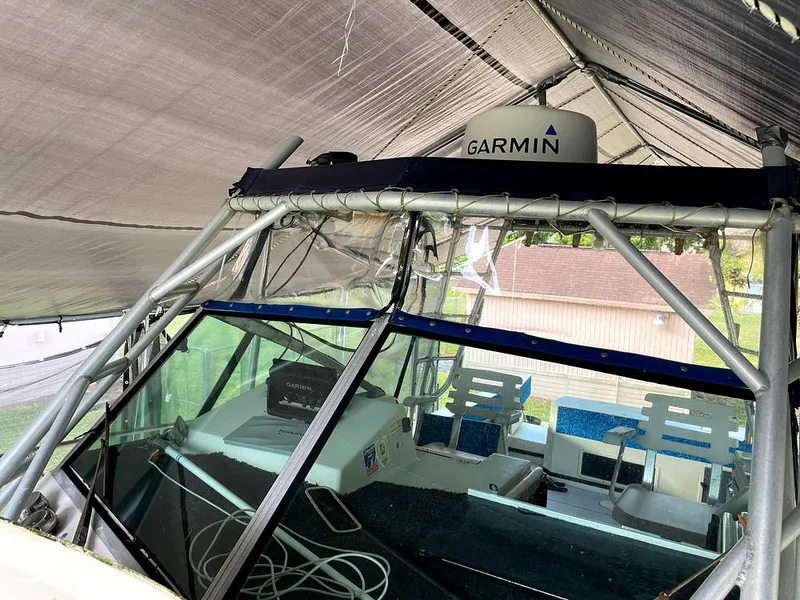 Slide: The Image of Grady-White Marlin 1990 - 9505328