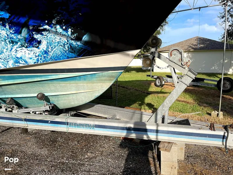 Slide: The Image of Grady-White Marlin 1990 - 9505580