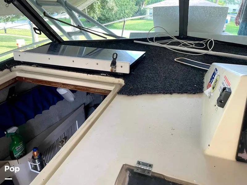 Slide: The Image of Grady-White Marlin 1990 - 9505124