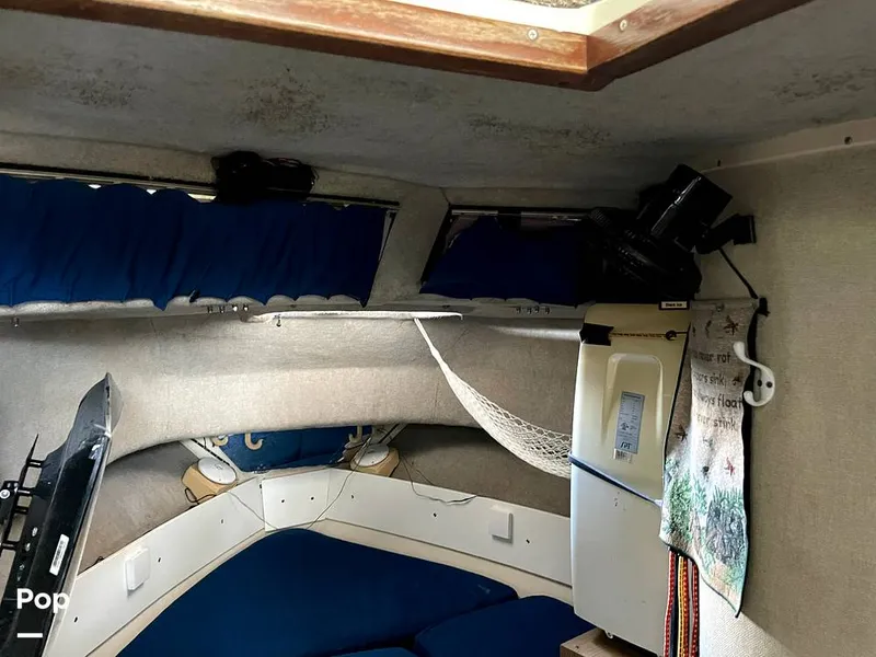 Slide: The Image of Grady-White Marlin 1990 - 9505158
