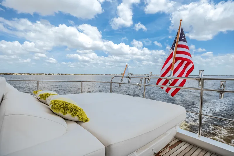 Slide: The Image of Princess F70 2019 - 34