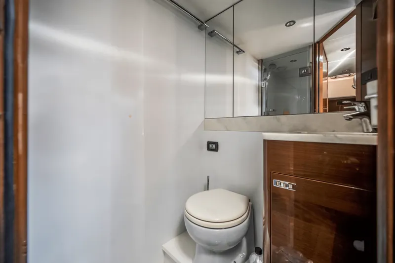 Slide: The Image of Princess F70 2019 - 48