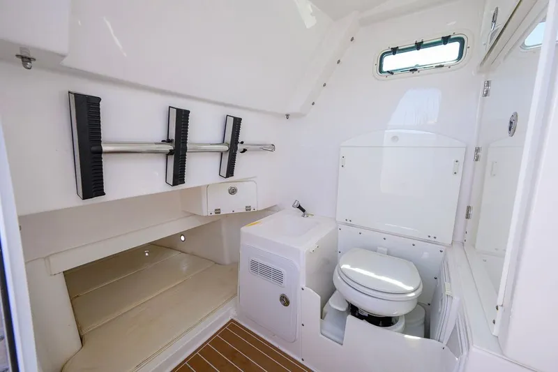 Slide: The Image of Everglades 355 Center Console 2018 - 54