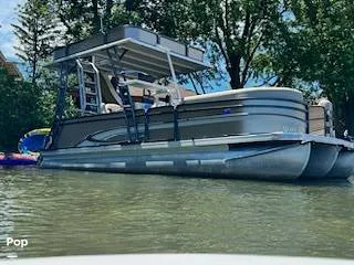 Slide: The Image of Palm Beach 220 Ultra RRE 2017 - 12170075