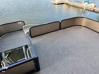 Slide: The Image of Upper Deck Lounge Area - 12170059