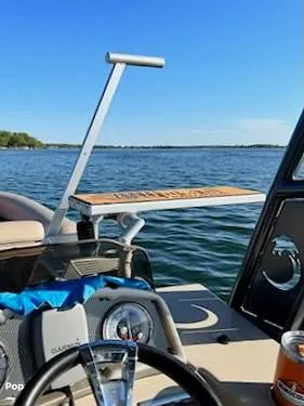 Slide: The Image of 2017 Palm Beach 220 Ultra RRE - 12170054