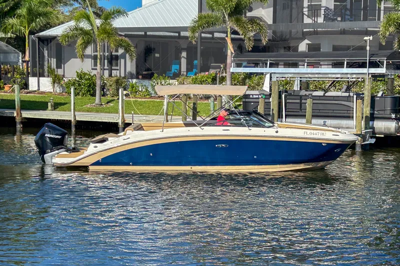 The Image of Sea Ray 270 SDX OUTBOARD 2019 - 0