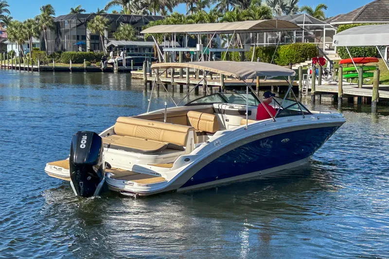 Slide: The Image of Sea Ray 270 SDX OUTBOARD 2019 - 42