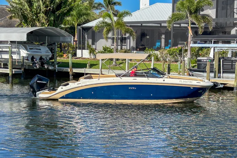 Slide: The Image of Sea Ray 270 SDX OUTBOARD 2019 - 44