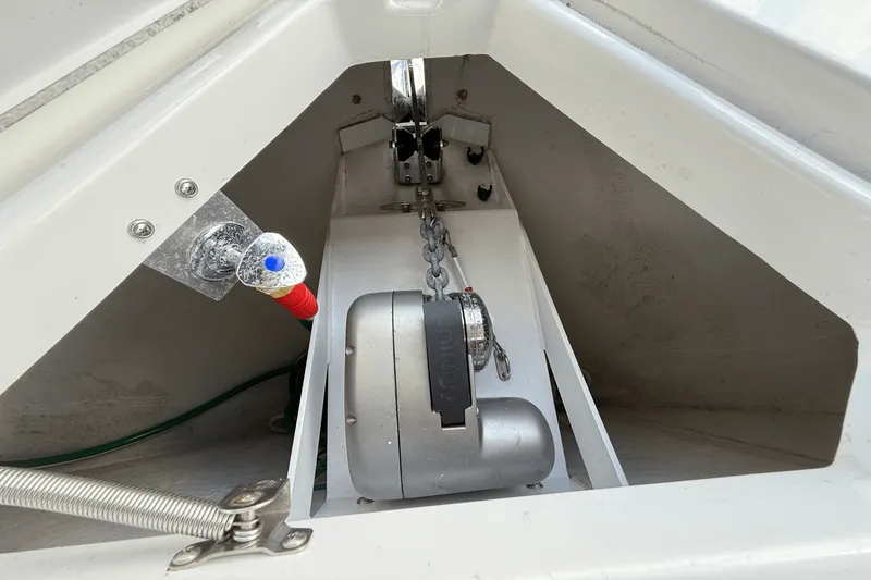 Slide: The Image of Cruisers Yachts 38 GLS 2020 - 48