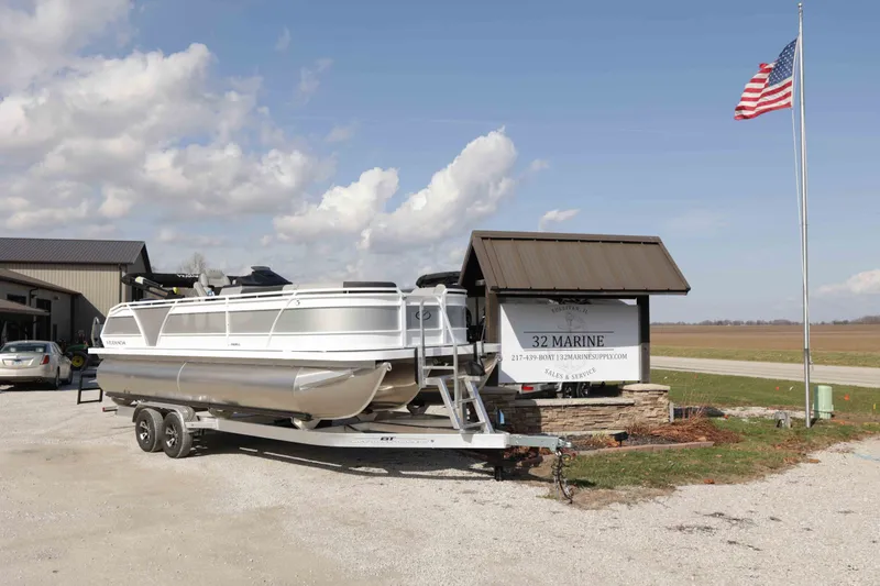 The Image of Veranda vr235vl Swingback 2026 - 0