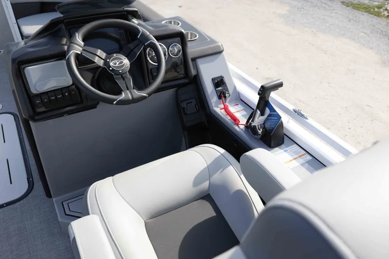 Slide: The Image of Veranda vr235vl Swingback 2026 - 14